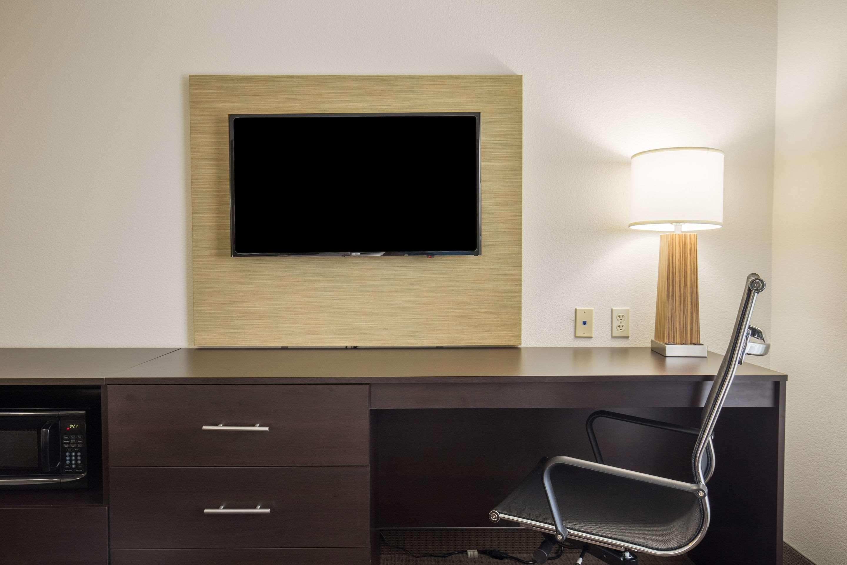 אינגלסייד Sleep Inn & Suites מראה חיצוני תמונה