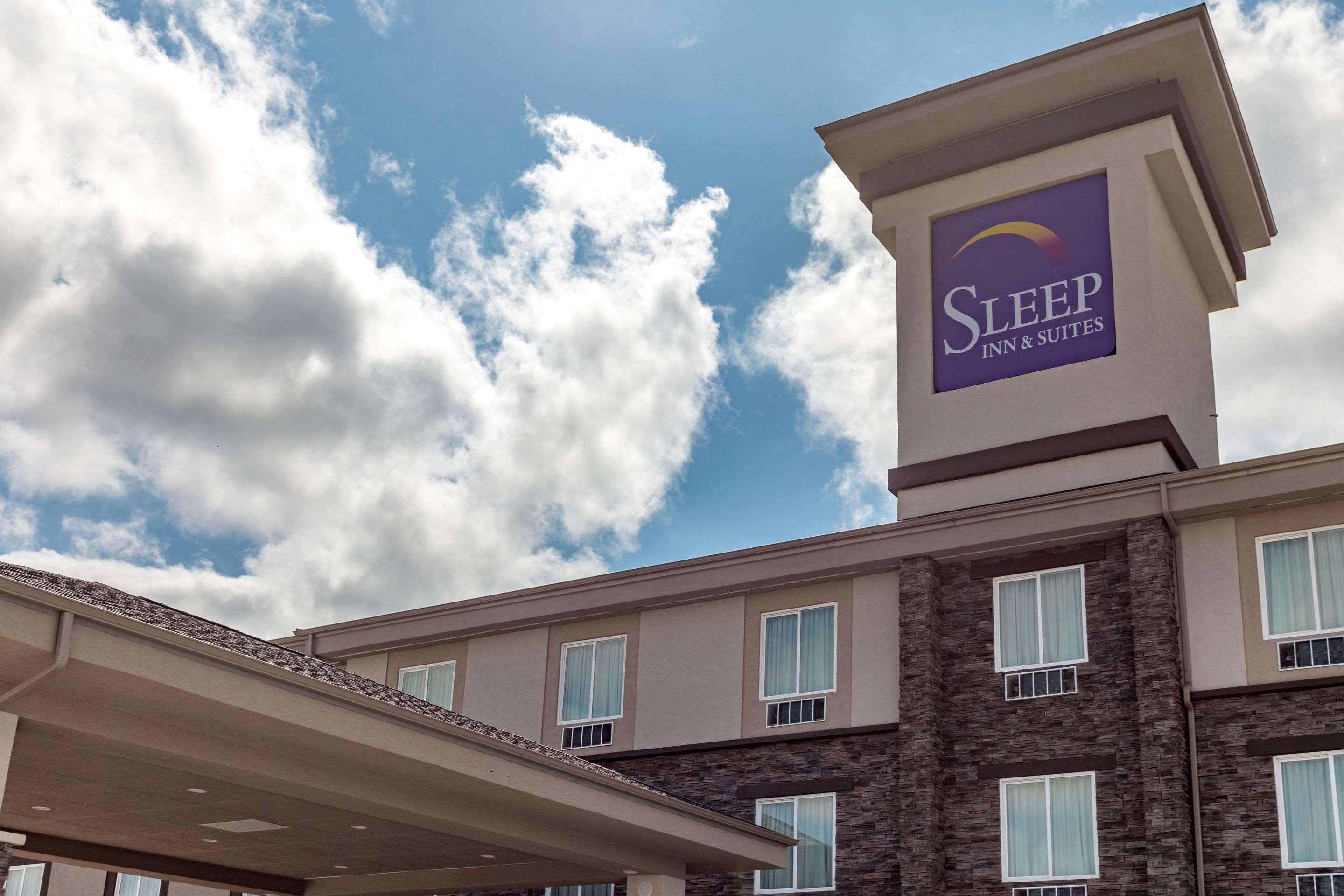 אינגלסייד Sleep Inn & Suites מראה חיצוני תמונה