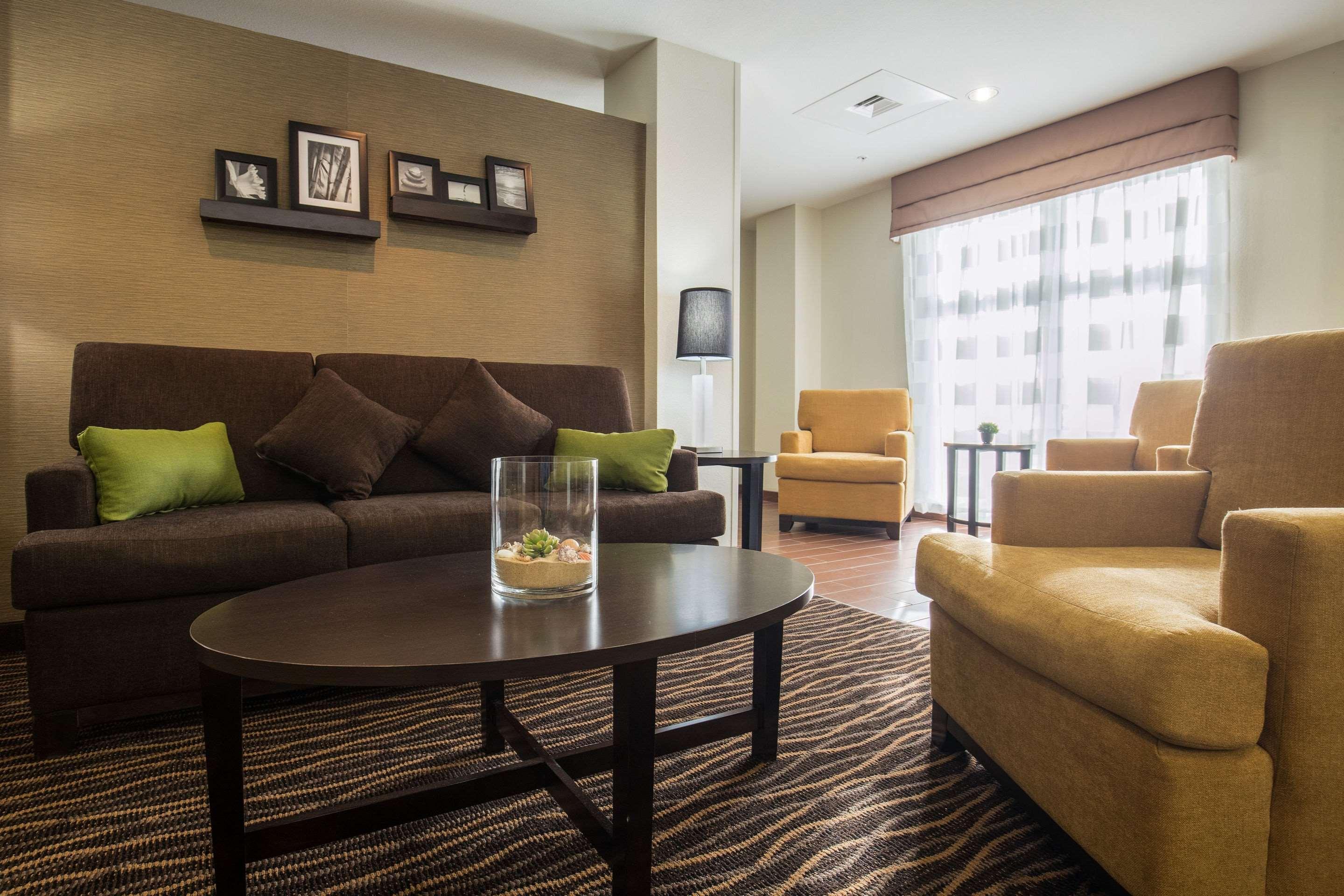 אינגלסייד Sleep Inn & Suites מראה חיצוני תמונה
