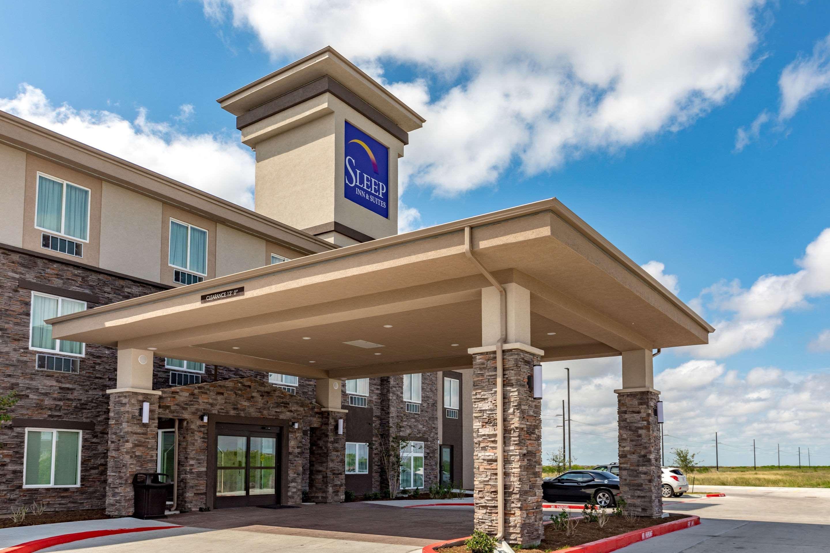 אינגלסייד Sleep Inn & Suites מראה חיצוני תמונה