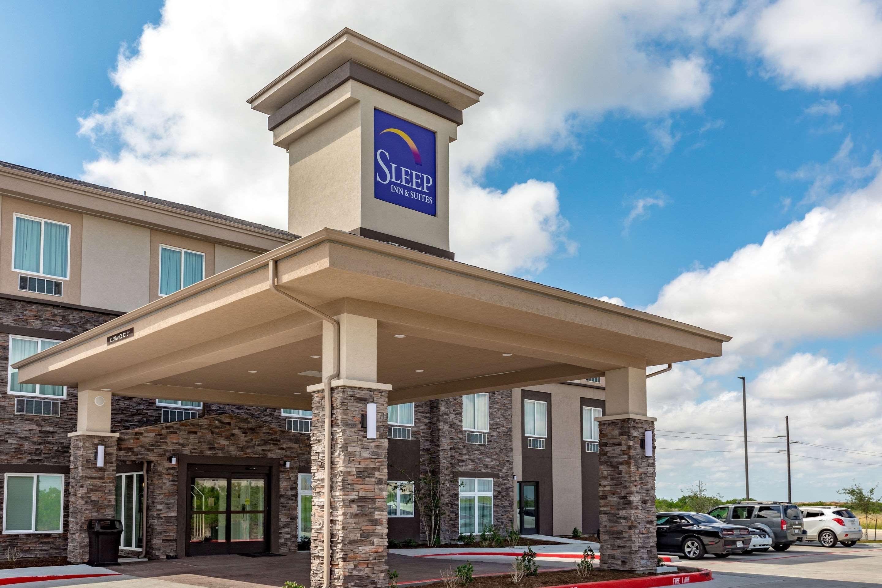 אינגלסייד Sleep Inn & Suites מראה חיצוני תמונה