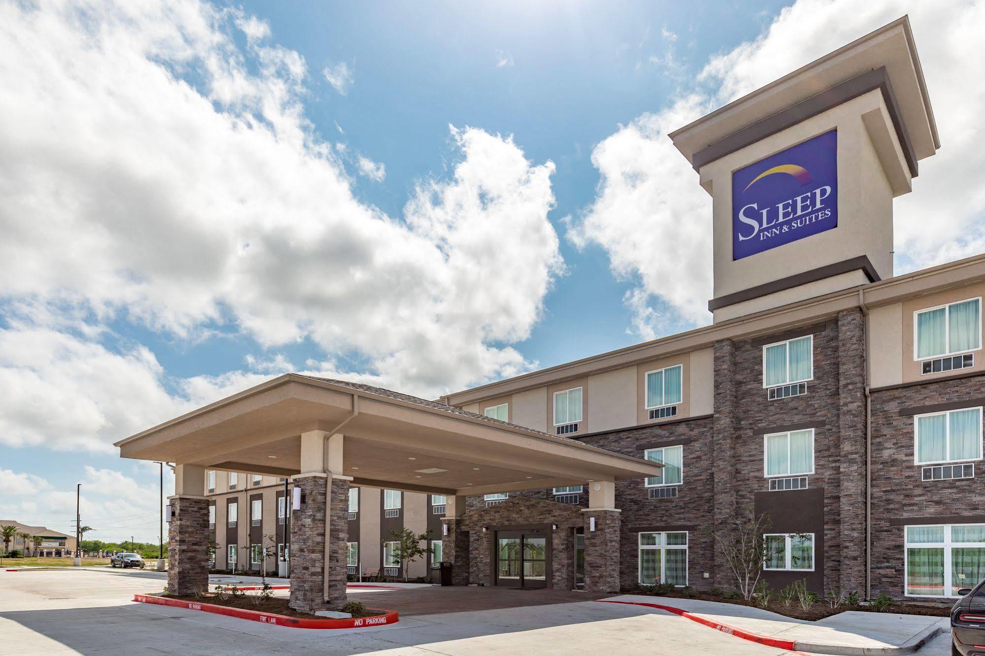 אינגלסייד Sleep Inn & Suites מראה חיצוני תמונה
