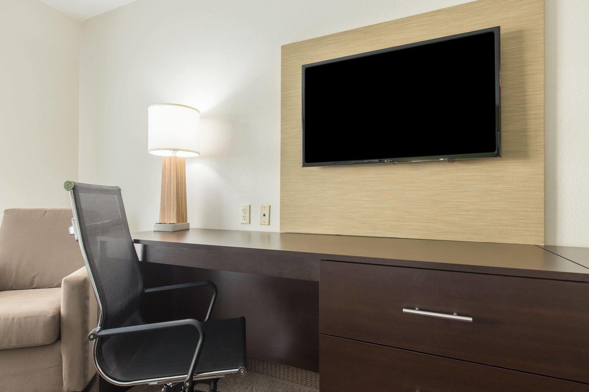 אינגלסייד Sleep Inn & Suites מראה חיצוני תמונה